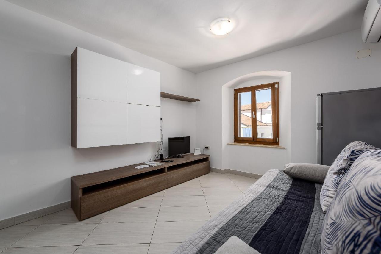 אומאג Apartments Dante מראה חיצוני תמונה