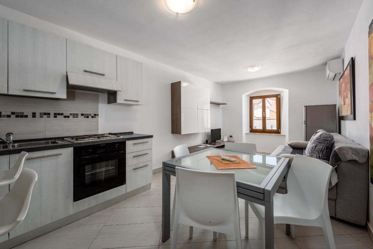 אומאג Apartments Dante מראה חיצוני תמונה
